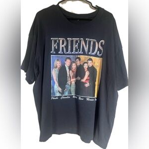 Friends TV Series Cast-Black Oversized Graphic T-Shirt. Excellent condition.